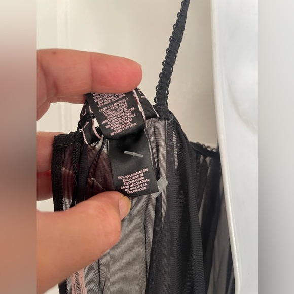 NWT Victoria’s Secret slip dress 2016 small - Picture 6 of 7